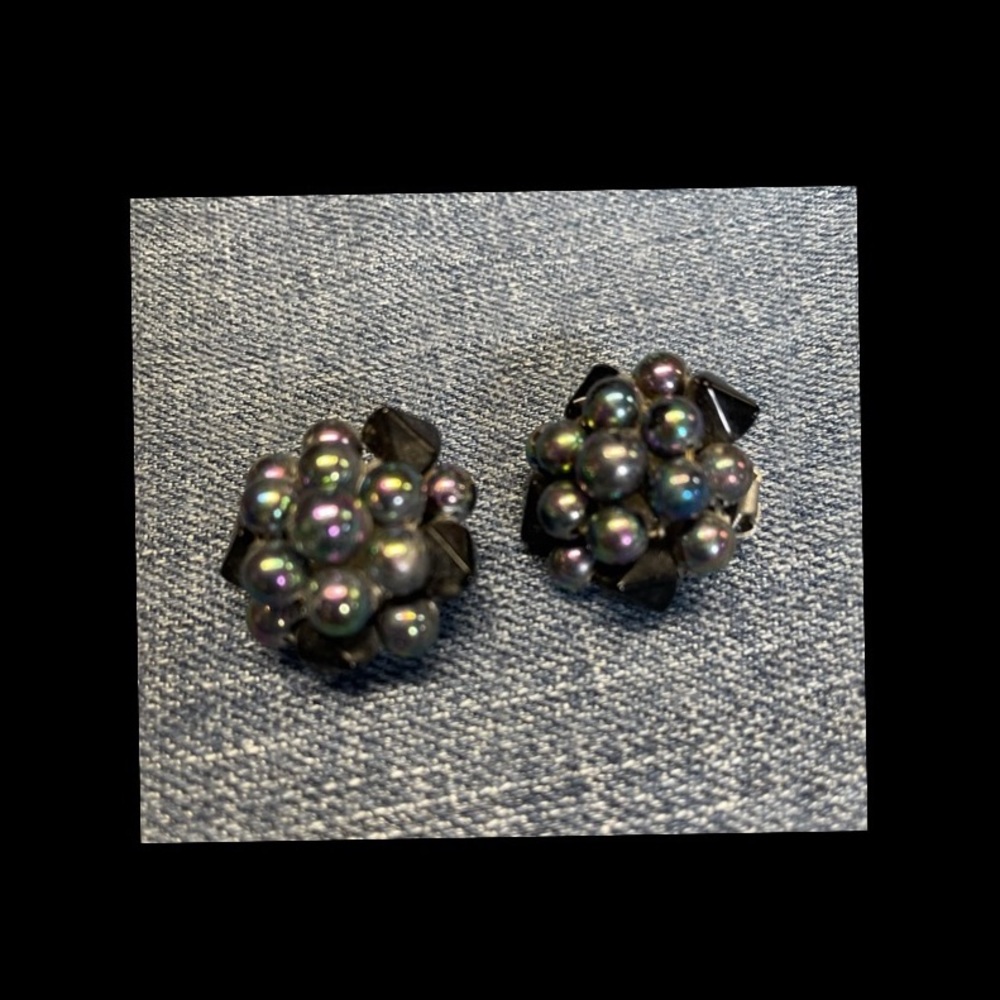 Vintage Clip On Earrings
